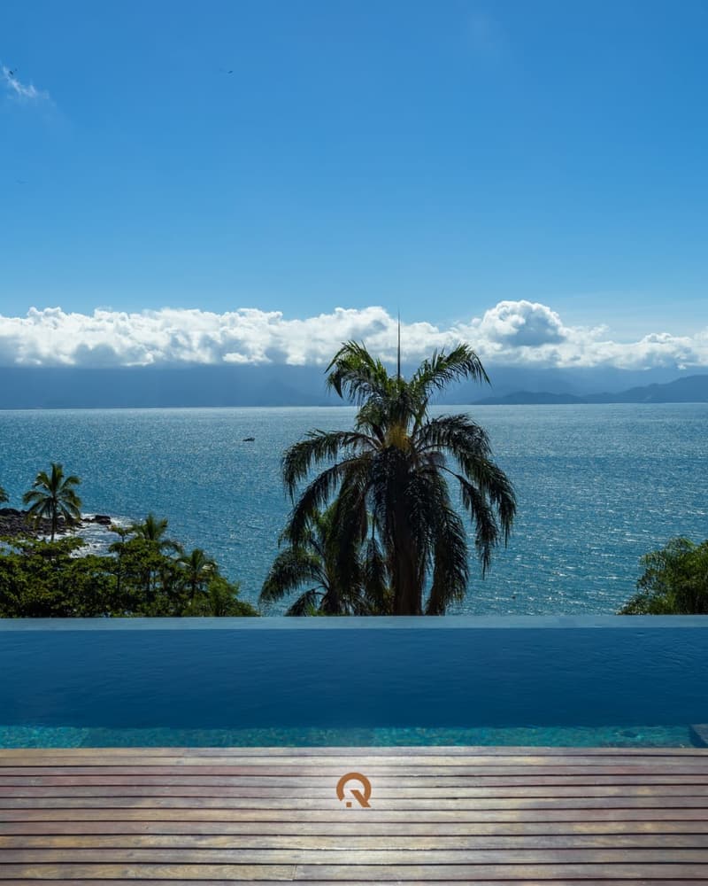 Vista do mar em Ilhabela